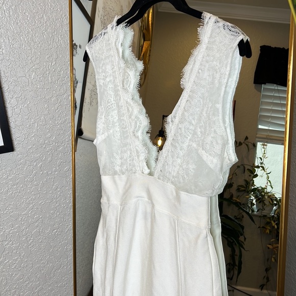 RARE HOUSE OF CB 'Balere' White Bandage and Lace Maxi Dress NWOT - Picture 13 of 14